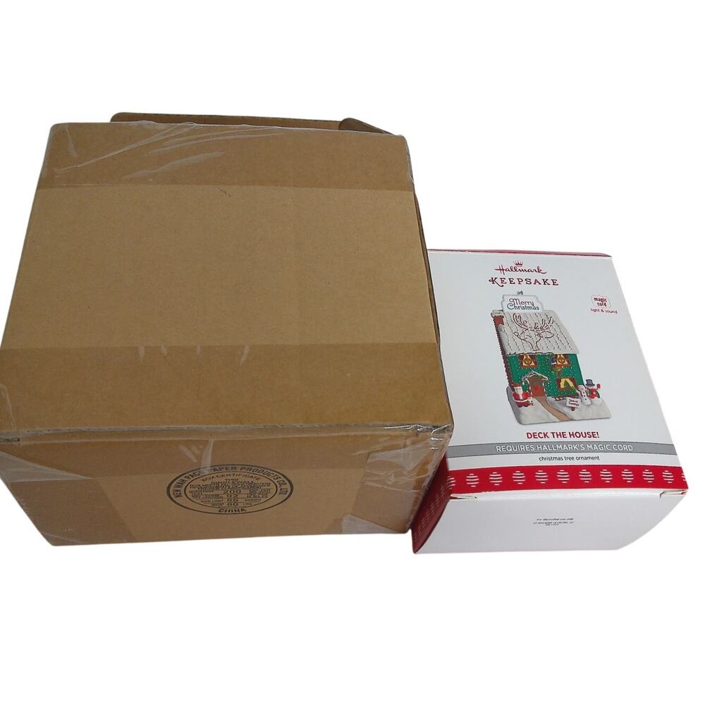 Hallmark 2017 Santa's Magic Cuckoo Clock QVC Repaint Limited Edition W/ Cord - Picture 5 of 7